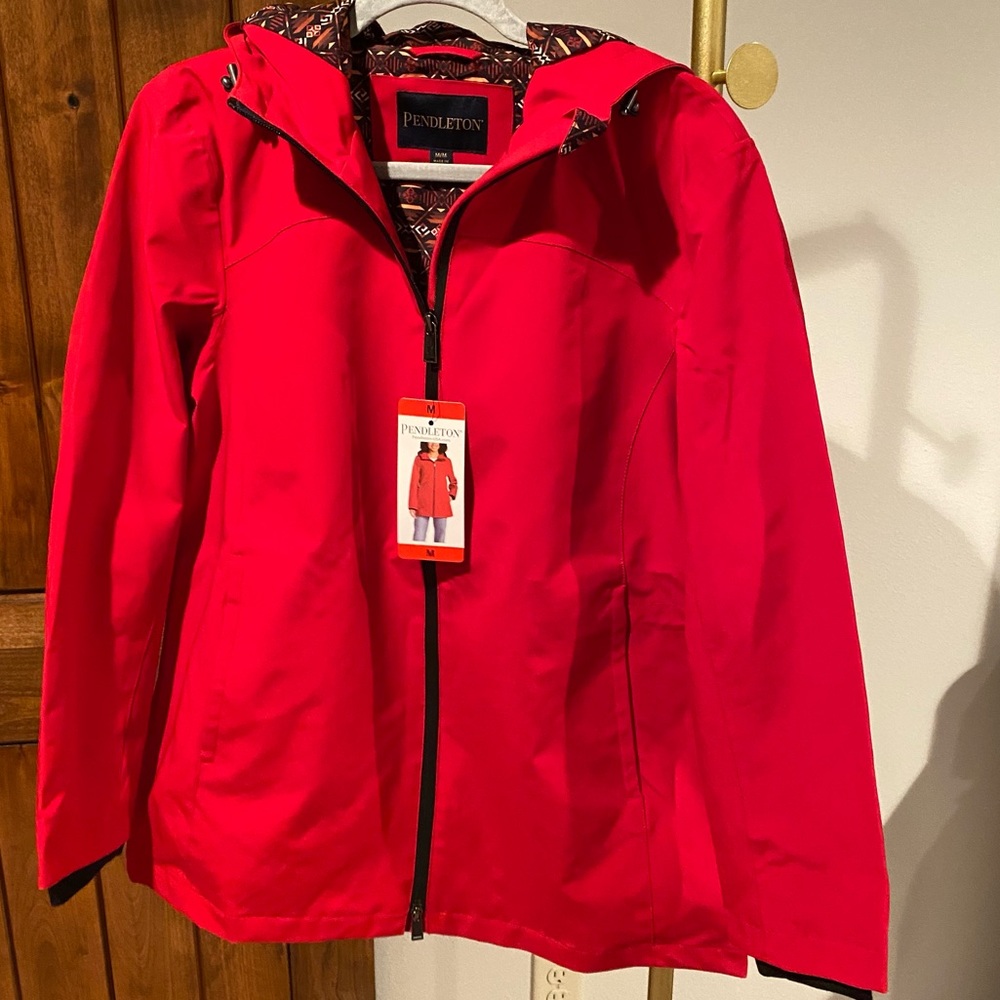 Pendleton Ladies’ Rain Jacket in Red Size Medium